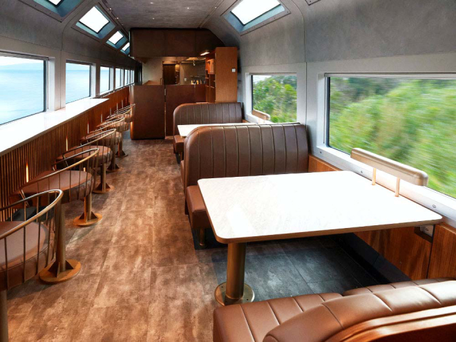 Saphir Odoriko cafeteria car. Photo: JR East