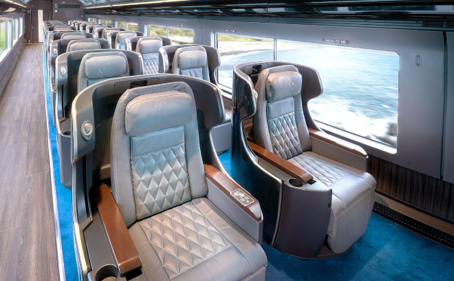 Saphir Odoriko Green Car seats. Photo: JR East