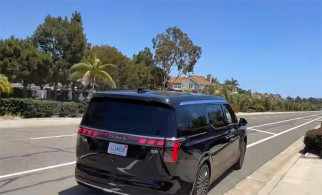 Photo: frame from video @forrestsautoreviews