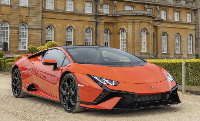 Photo: Lamborghini